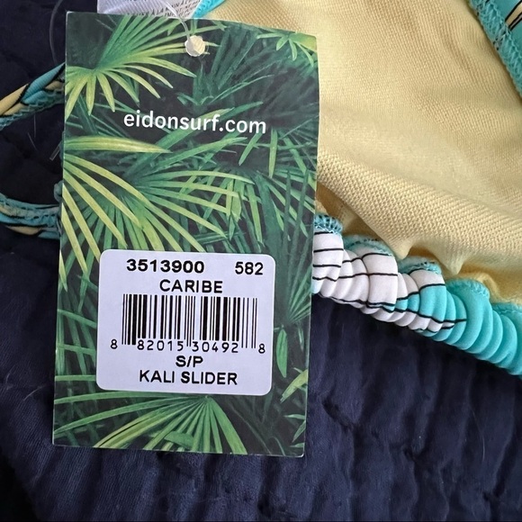 NWT Tropical Bikini Top - Picture 4 of 5